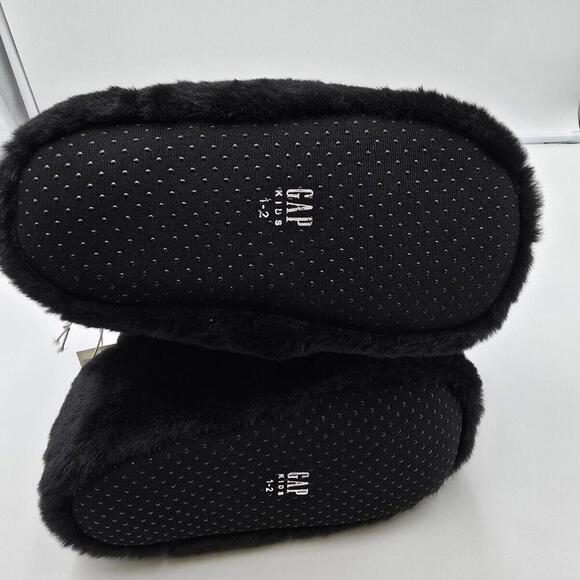 Gap Kids Bear Slippers  Faux Fur 1/2 Bear Black,‎ White - Picture 8 of 8